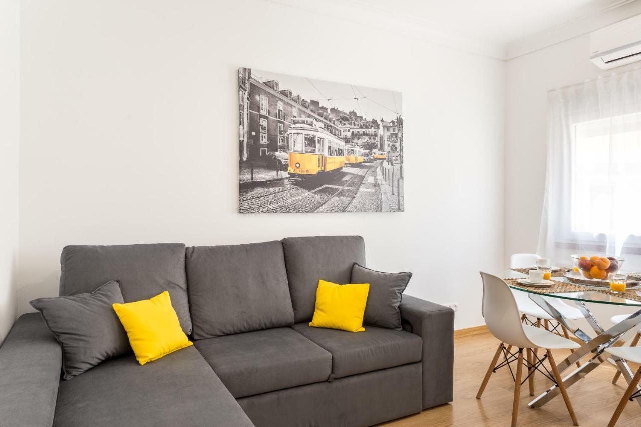 First House Apartment Lisbon Exterior photo