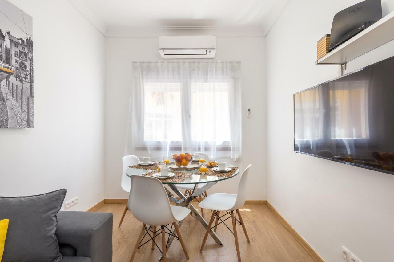First House Apartment Lisbon Exterior photo